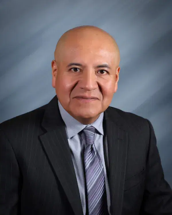 Dr. Eduardo Vargas